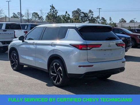 Used 2022 Mitsubishi Outlander ES image 6