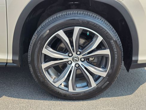 Used 2018 Lexus RX 450hL Premium w/ Premium Package AWD/4WD image 9