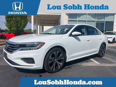 Used 2022 Volkswagen Passat 2.0T SE