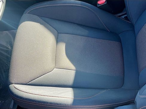 Used 2022 Subaru Crosstrek 2.0i Premium w/ Popular Package #4 image 19