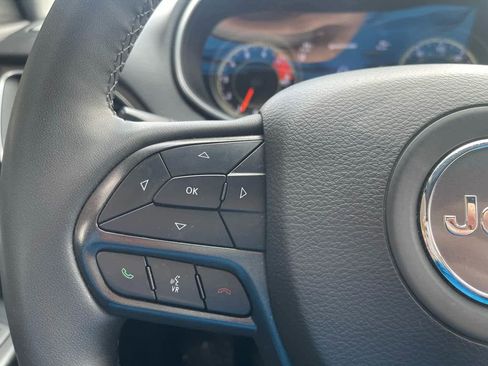 Used 2022 Jeep Cherokee Trailhawk w/ Trailer Tow Group image 23