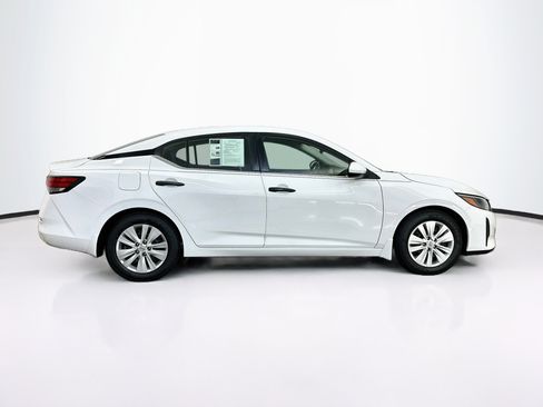 Used 2024 Nissan Sentra S FWD image 10