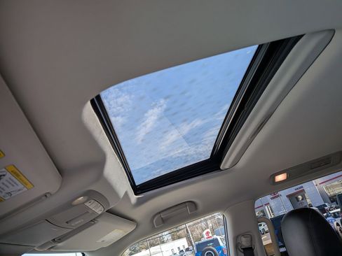 Used 2022 INFINITI QX80 Luxe w/ Cargo Package image 14