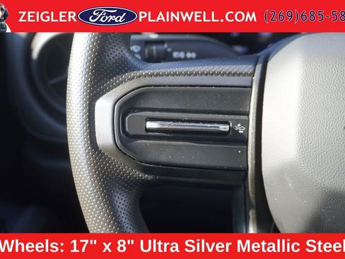 Used 2024 Chevrolet Colorado W/T RWD image 22