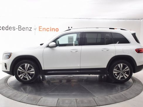 Certified 2025 Mercedes-Benz GLB 250 image 3