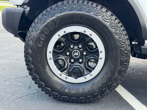 New 2025 Ford Bronco Badlands AWD/4WD image 10