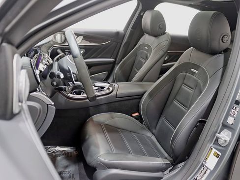 Used 2018 Mercedes-Benz E 63 AMG S image 32