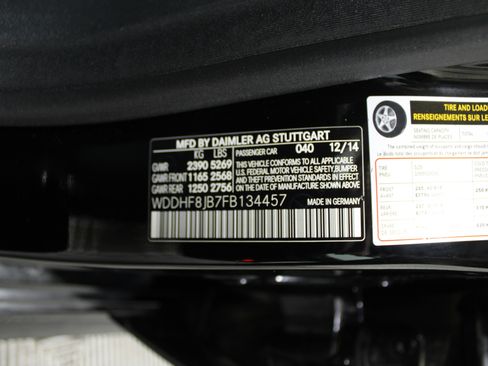 Used 2015 Mercedes-Benz E 350 4MATIC Sedan image 37