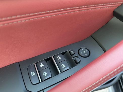 New 2026 BMW X6 xDrive40i image 8