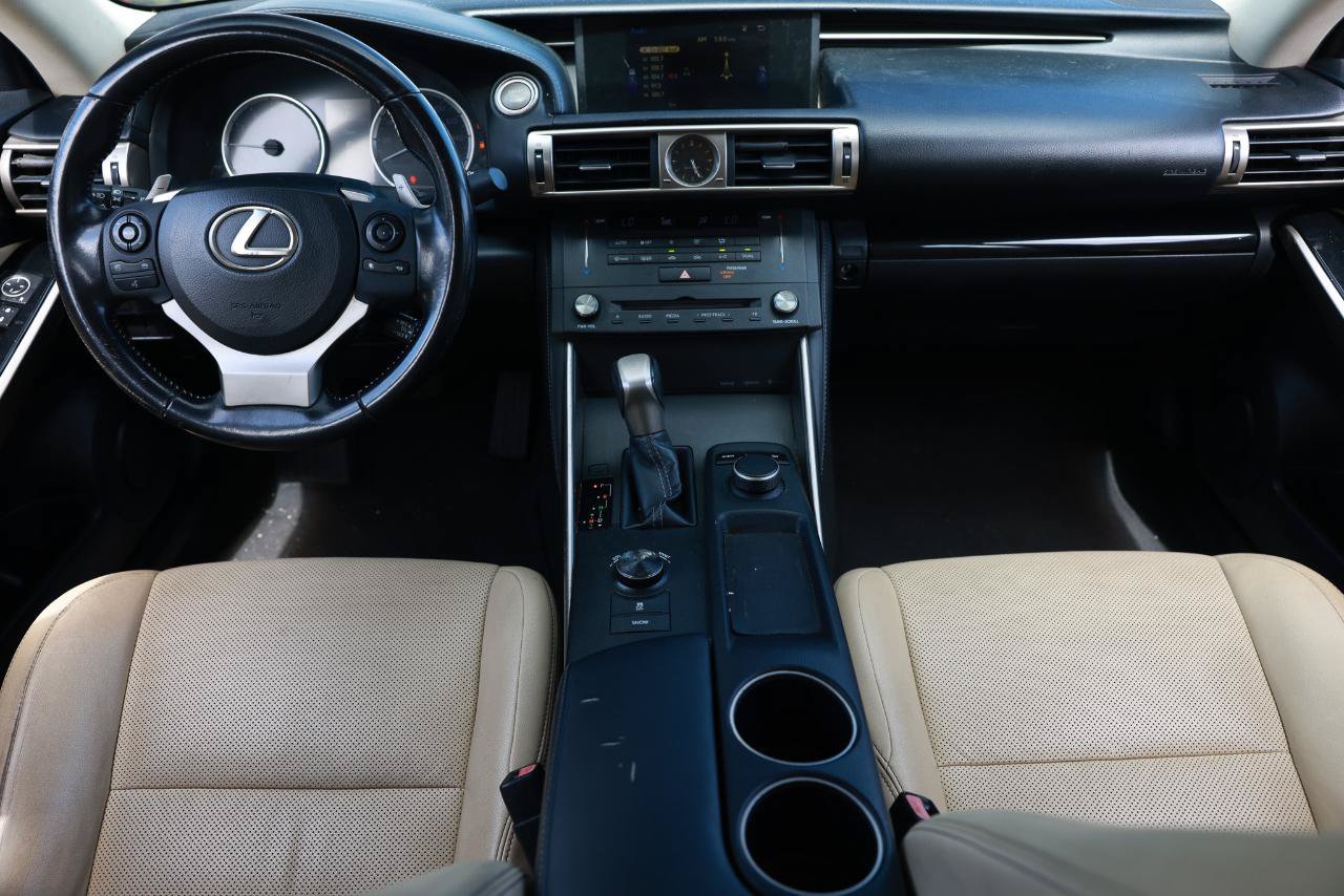 Used 2015 Lexus IS 250 RWD image 21