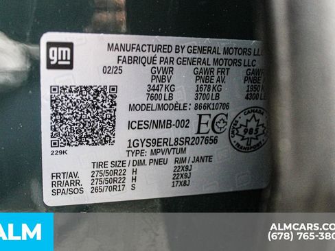 Used 2025 Cadillac Escalade Sport w/ LPO, ONYX Package image 43