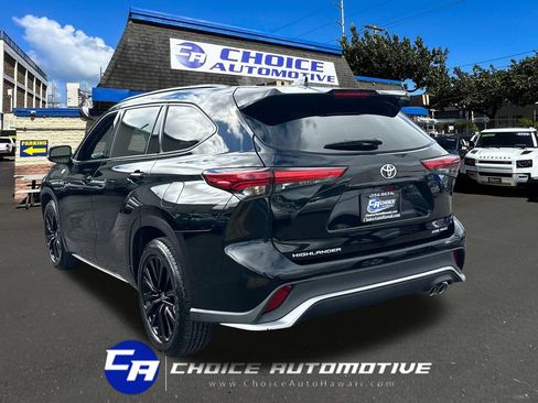 Used 2023 Toyota Highlander XSE AWD/4WD image 5