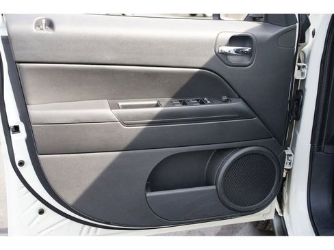 Used 2009 Jeep Patriot Sport image 14