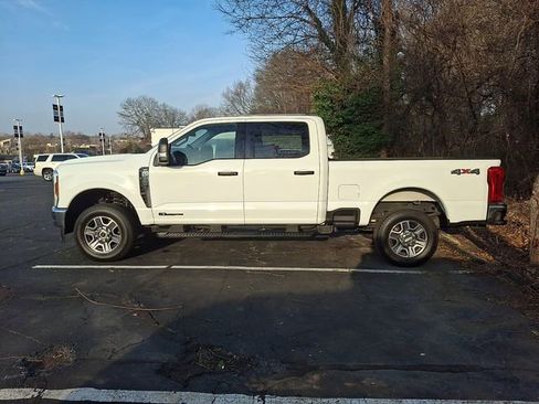 Used 2025 Ford F250 XLT image 9