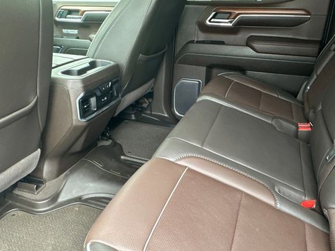 Used 2023 GMC Sierra 1500 Denali w/ Denali Reserve Package image 13