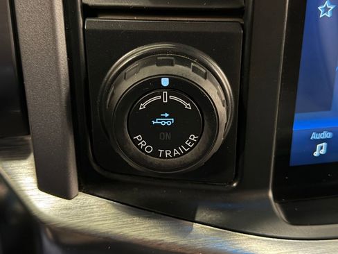 Used 2022 Ford F150 Lariat w/ Equipment Group 502A High AWD/4WD image 31