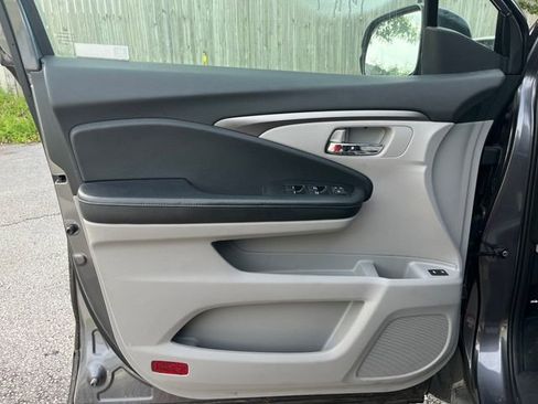 Used 2018 Honda Pilot EX-L image 10