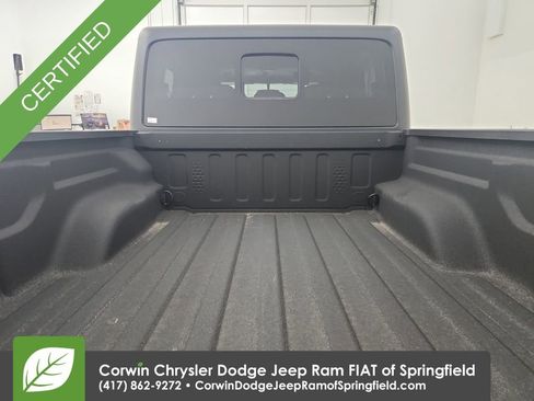 Certified 2022 Jeep Gladiator Sport AWD/4WD image 23