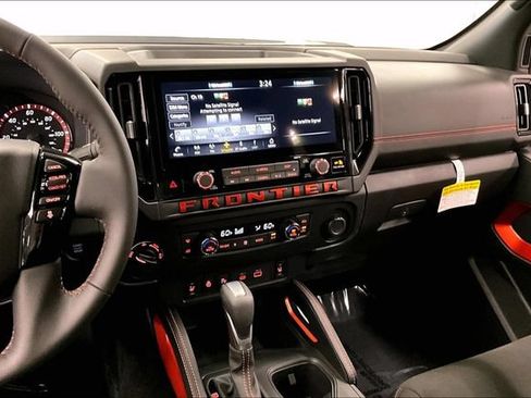 New 2026 Nissan Frontier PRO-4X w/ Pro-4x Convenience Package AWD/4WD image 8