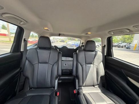 Used 2022 Subaru Ascent Limited AWD/4WD image 48