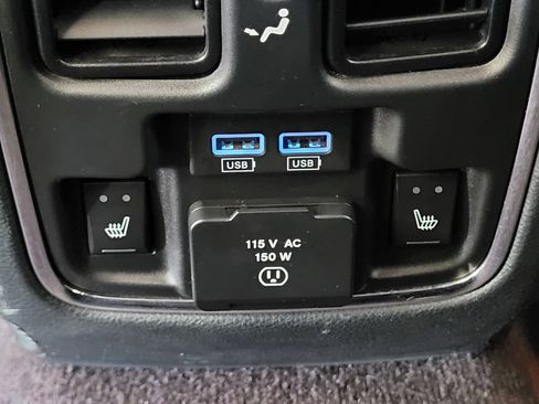 Used 2015 Jeep Grand Cherokee Limited AWD/4WD image 8