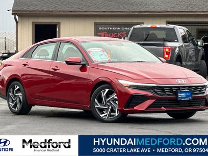 Certified 2025 Hyundai Elantra SEL