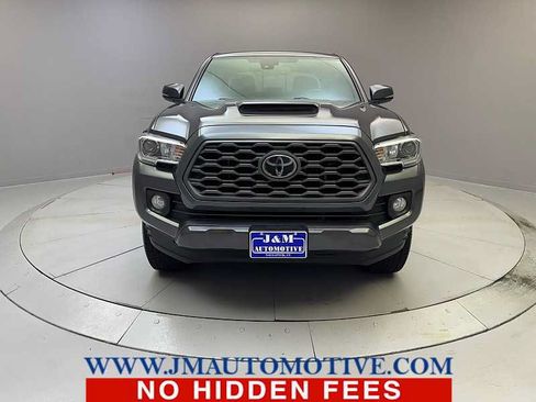 Used 2021 Toyota Tacoma TRD Sport w/ Technology Package AWD/4WD image 8
