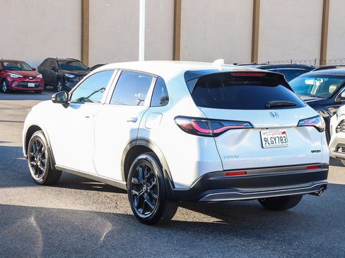 Used 2024 Honda HR-V Sport image 9