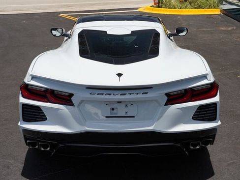 Used 2022 Chevrolet Corvette Stingray Coupe w/ Engine Appearance Package RWD image 11