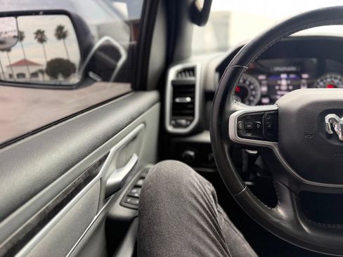 Used 2022 RAM 1500 Big Horn AWD/4WD image 7