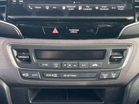 Used 2025 Honda Ridgeline Sport+ image 15