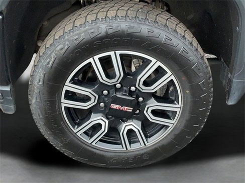 Used 2021 GMC Sierra 2500 AT4 w/ AT4 Premium Plus Package image 9