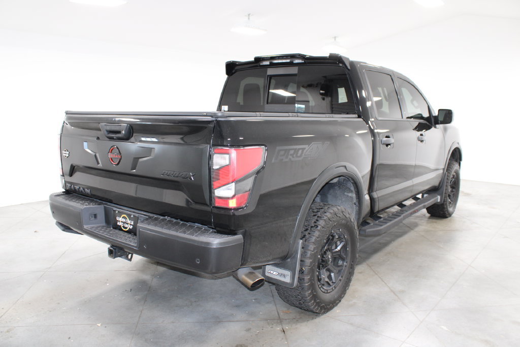 Used 2023 Nissan Titan PRO-4X w/ Pro-4x Convenience Package AWD/4WD image 9