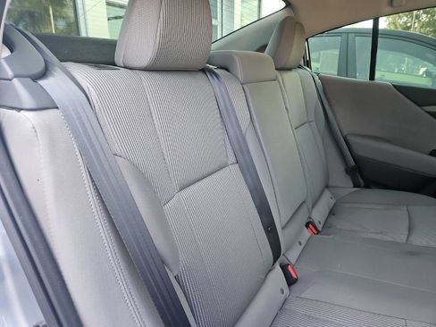 Used 2024 Subaru Legacy Premium AWD/4WD image 10