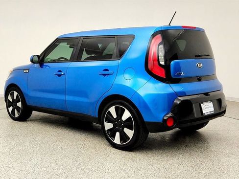 Used 2016 Kia Soul + w/ Designer's Package FWD image 7
