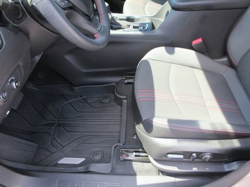 Certified 2024 Chevrolet Equinox RS FWD image 21