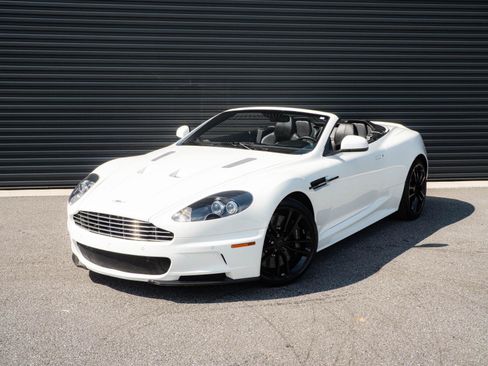 Used 2011 Aston Martin DBS Volante RWD image 1