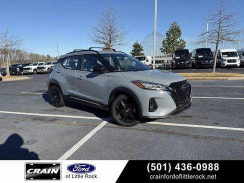 Used 2021 Nissan Kicks SR w/ SR Premium Package image 1