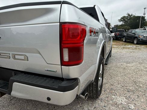 Used 2018 Ford F150 XLT w/ Equipment Group 302A Luxury AWD/4WD image 12