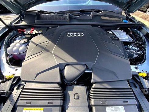 Used 2025 Audi Q7 3.0T Premium Plus w/ Premium Plus Package image 29