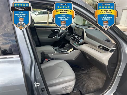 Used 2023 Toyota Highlander Platinum image 4