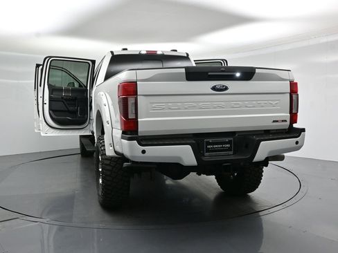 Used 2021 Ford F250 Lariat w/ Lariat Ultimate Package AWD/4WD image 30