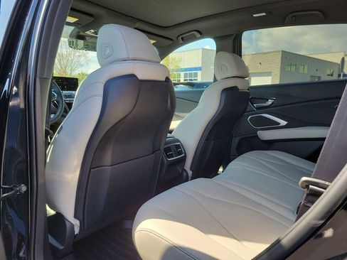 New 2026 Acura RDX SH-AWD image 13