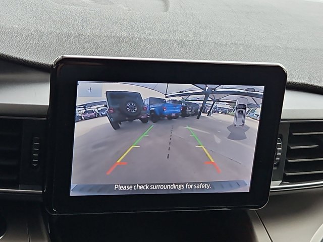 Used 2021 Ford Explorer XLT w/ Equipment Group 202A RWD image 11