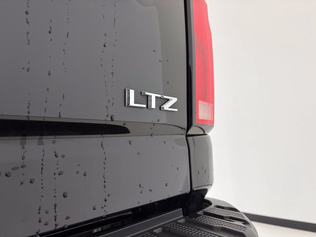 Used 2024 Chevrolet Silverado 2500 LTZ w/ LTZ Premium Package AWD/4WD image 23