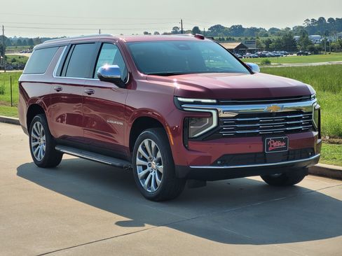 New 2026 Chevrolet Suburban Premier image 1