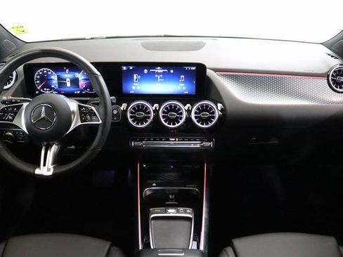 Certified 2025 Mercedes-Benz GLA 250 4MATIC image 22