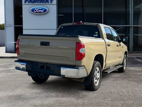 Used 2020 Toyota Tundra SR5 w/ SR5 Leather Package AWD/4WD image 6