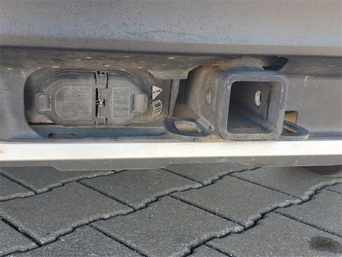 Used 2020 Ford Explorer Platinum w/ Premium Technology Package image 36