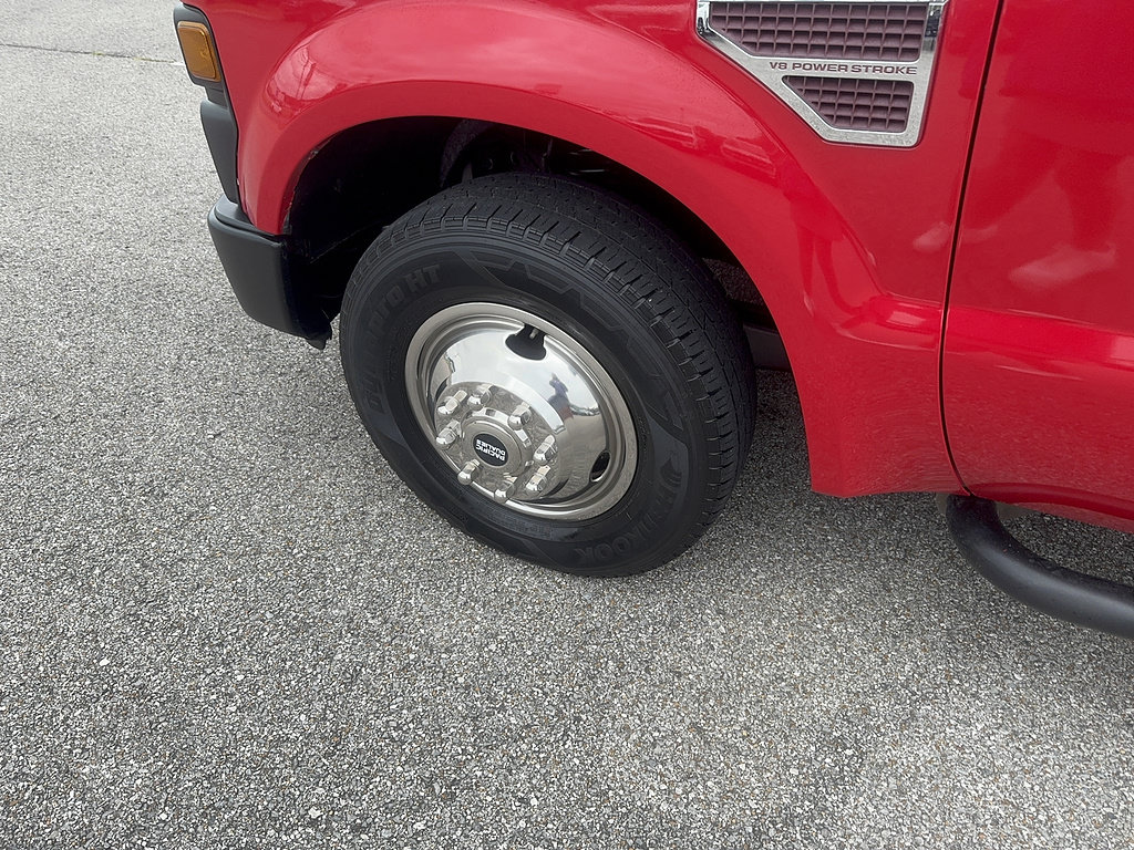 Used 2008 Ford F350 2WD Regular Cab DRW Super Duty image 14
